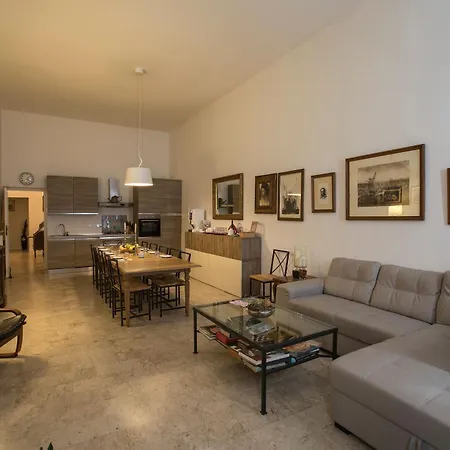 Bed & Breakfast Badia Fiorentina Florence